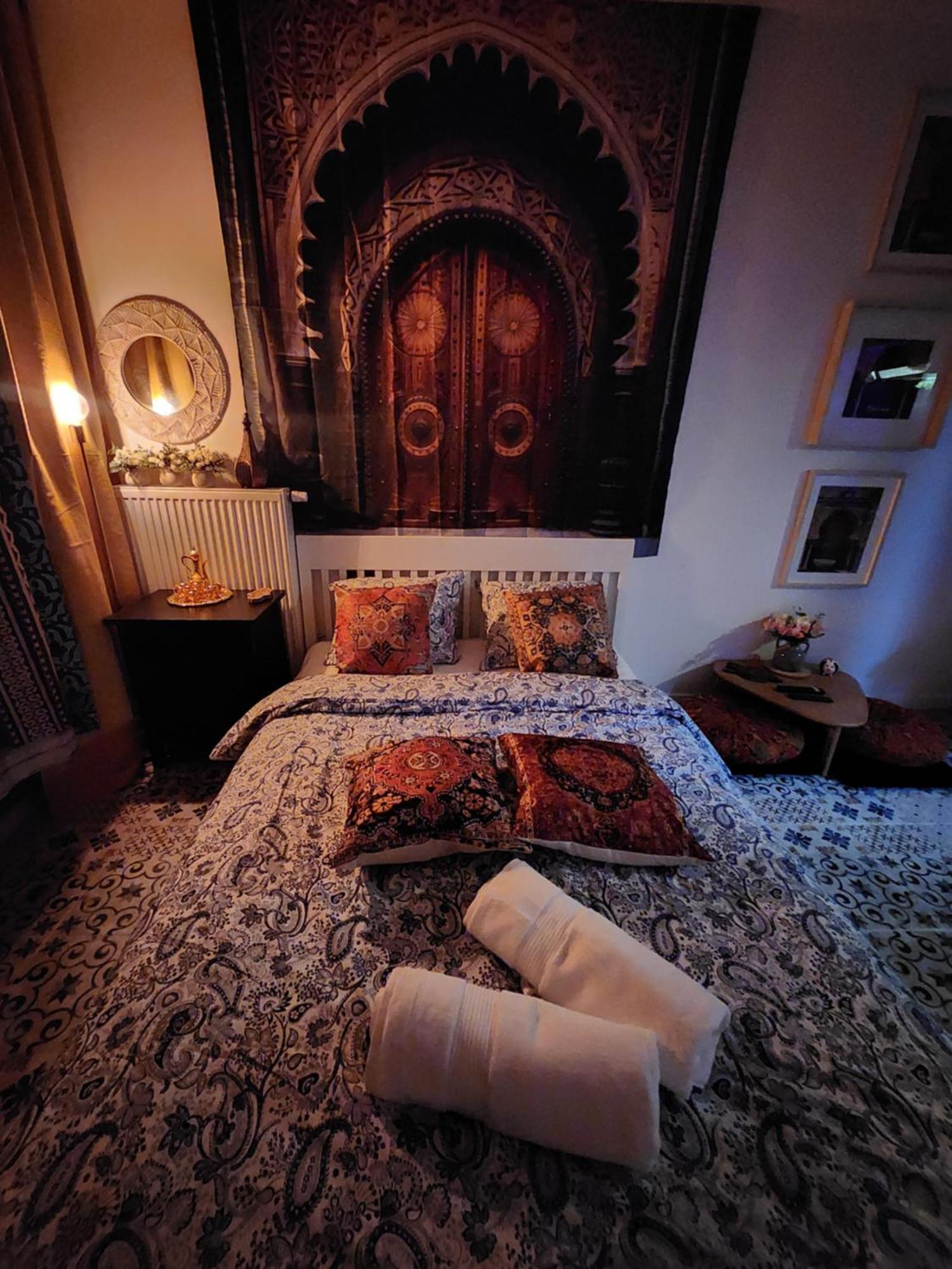 Chmielna Prestige With Luxury Jacuzzi And Sauna! Selected Also Feature A Massage Chair And Himalayan Salt With Color Therapy Salt Forest Huoneisto Gdańsk