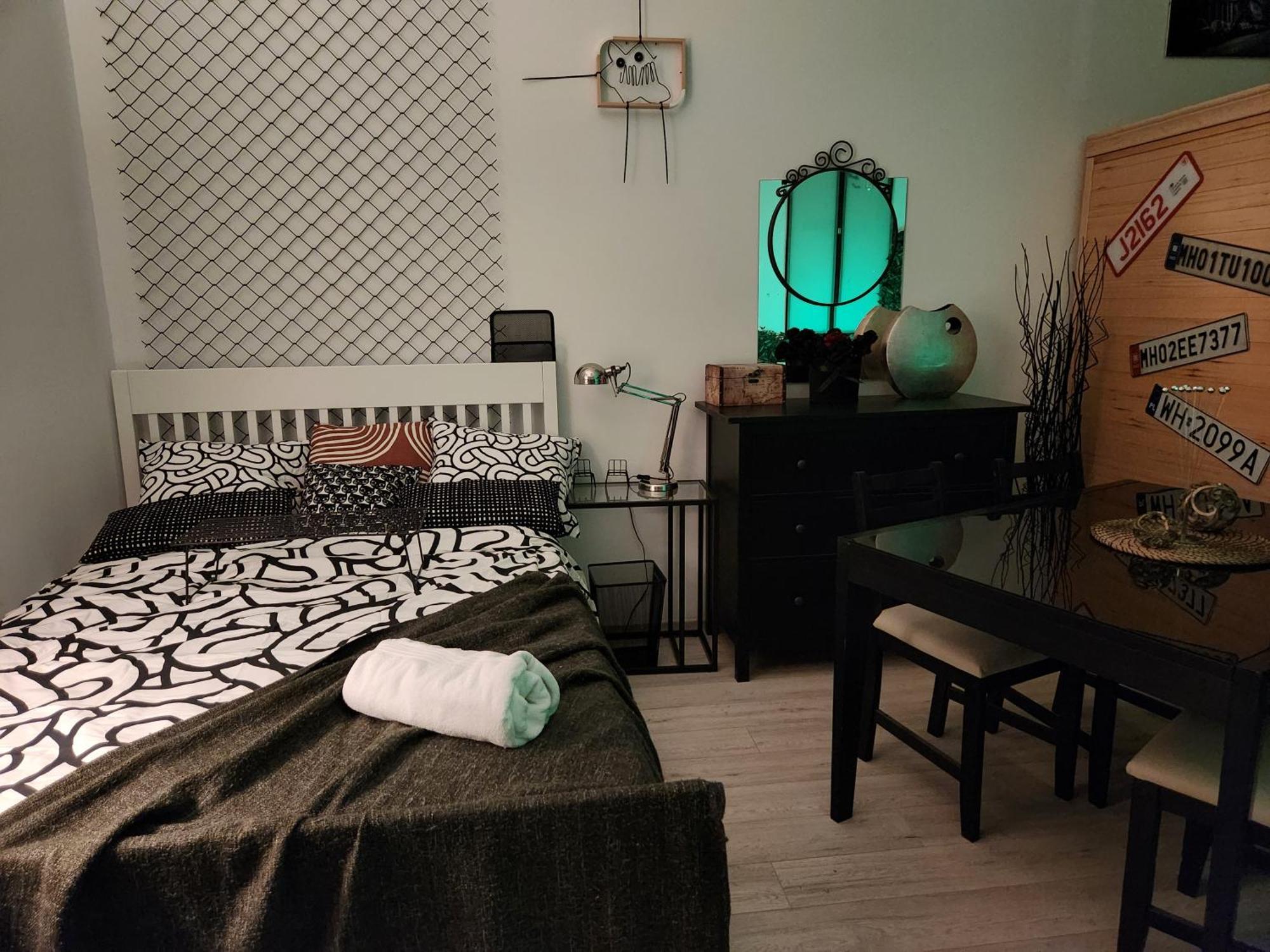 Chmielna Prestige With Luxury Jacuzzi And Sauna! Selected Also Feature A Massage Chair And Himalayan Salt With Color Therapy Salt Forest Huoneisto Gdańsk