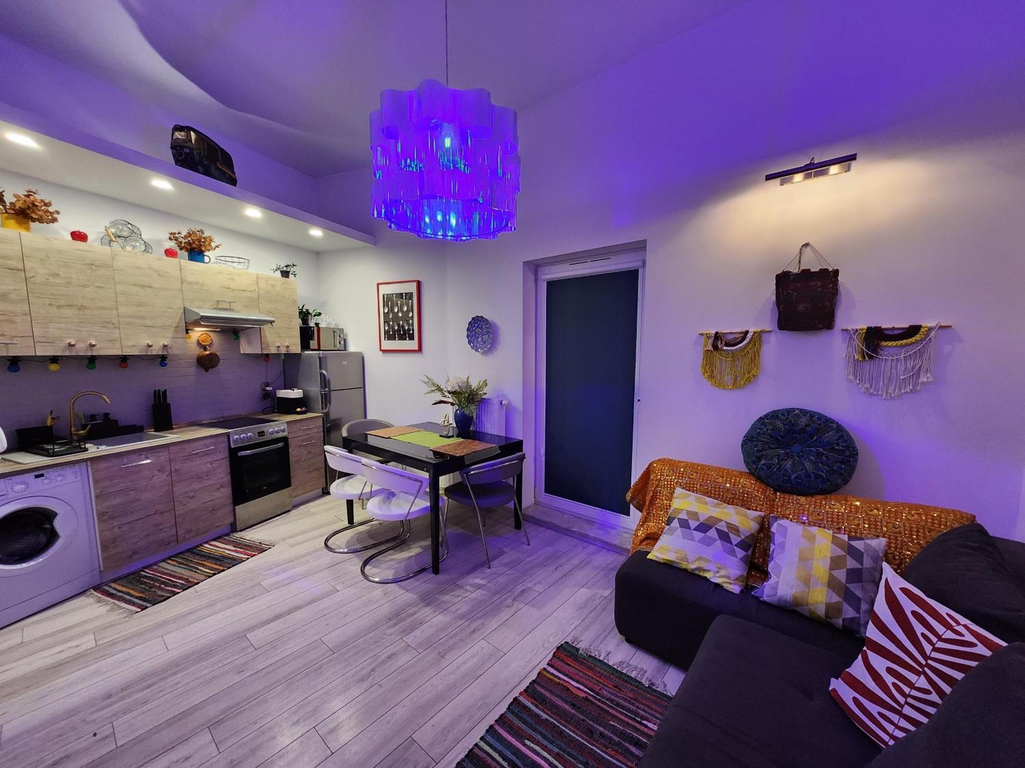 Chmielna Prestige With Luxury Jacuzzi And Sauna! Selected Also Feature A Massage Chair And Himalayan Salt With Color Therapy Salt Forest Huoneisto Gdańsk